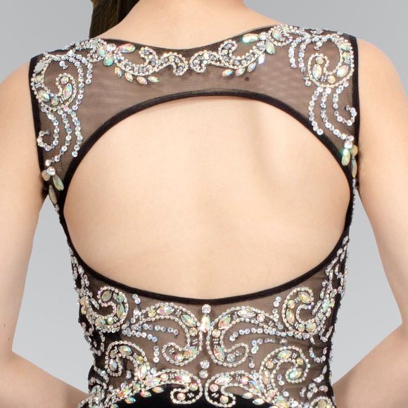 V-Neckline Sequined Sheath Prom Dress GSGL2128 - Picture 2 of 7